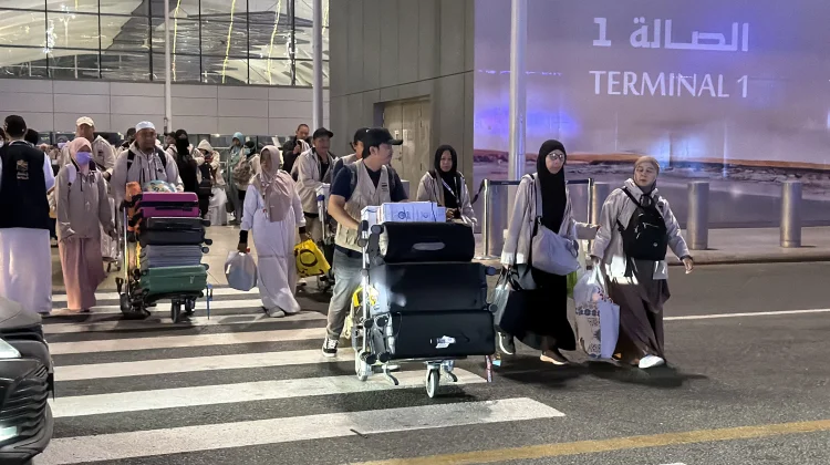 Indonesia Ensures Smooth Return of Umrah Pilgrims Amid Flight Challenges