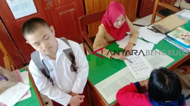 Lawmaker Pushes Teacher Training to Strengthen Inclusive Education