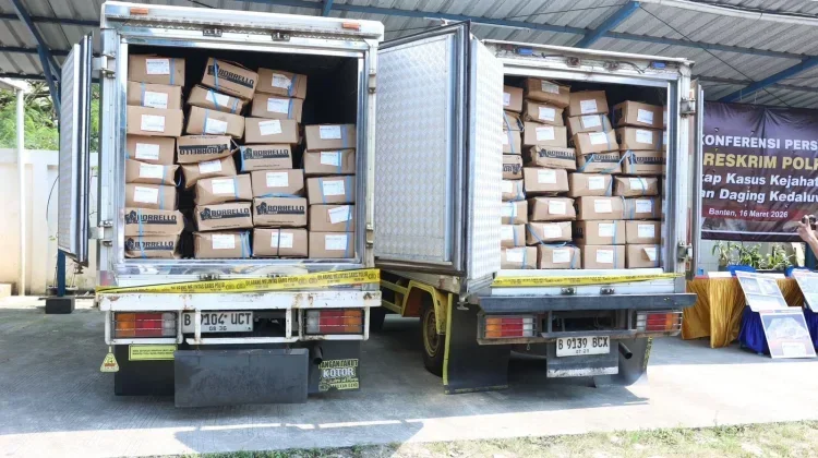 Police Seize 14 Tons of Expired Australian Lamb in Tangerang