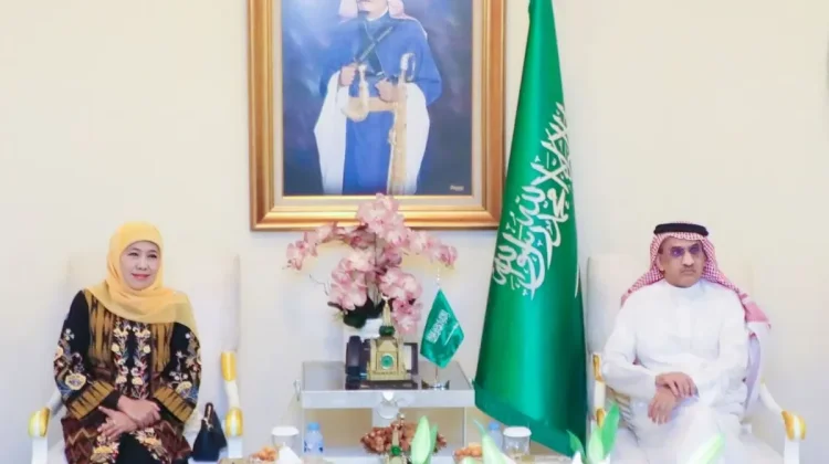 East Java Governor Calls for Middle East Peace and Safe Hajj Pilgrimage