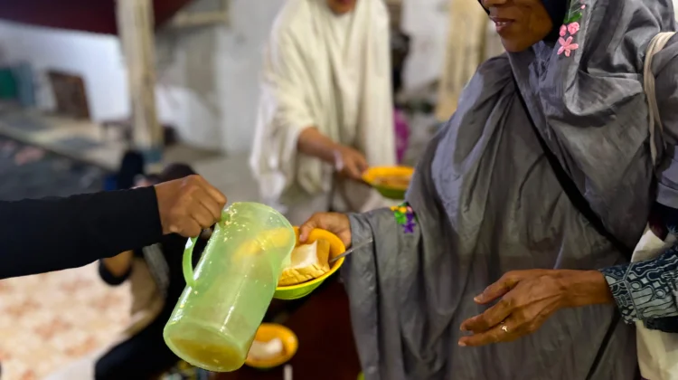 Yogyakarta Kauman Great Mosque Preserves Oblok-Oblok Tradition for Eid