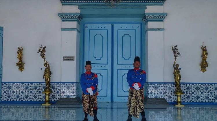 Minister Pushes for Revitalization of Surakarta’s National Cultural Heritage