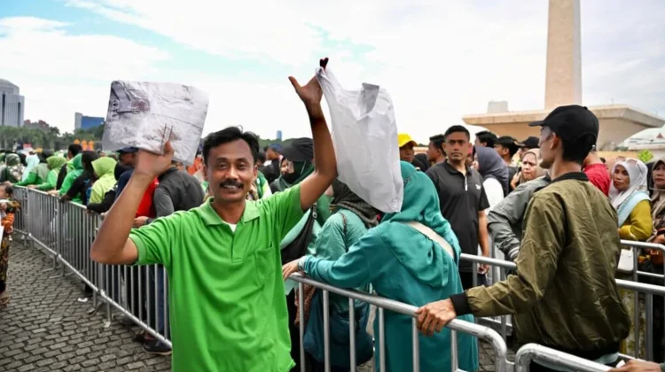 People’s Bazaar at Monas Brings Vouchers, Free Meals, and Festive Cheer After Eid