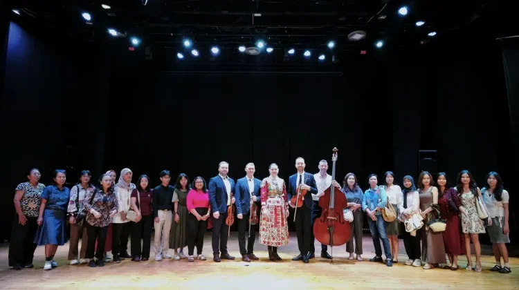 Hungary Boosts Cultural Diplomacy in Indonesia Through Surabaya Showcase