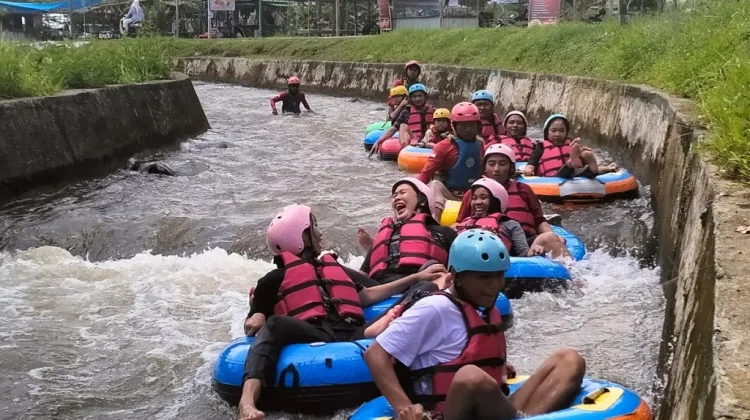 Pandansari Tourism Destination: A Refreshing River Escape in Batang