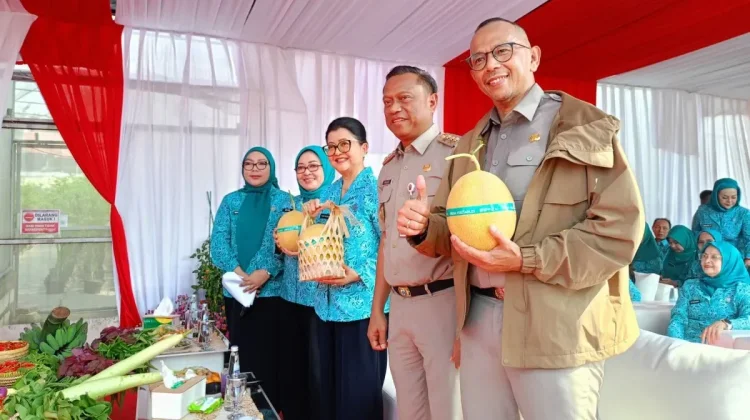 Jakarta Battles Food Dependency with Massive 807-Point Urban Harvest