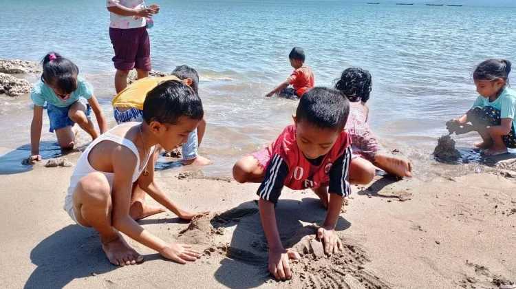 Indonesia's New Regulation Sets Benchmark for Child Protection Online