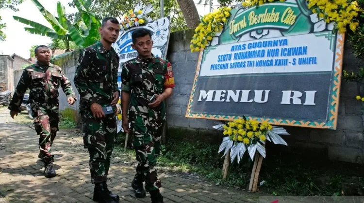 Indonesia Honors Fallen Peacekeepers with Posthumous Promotions, Family Support
