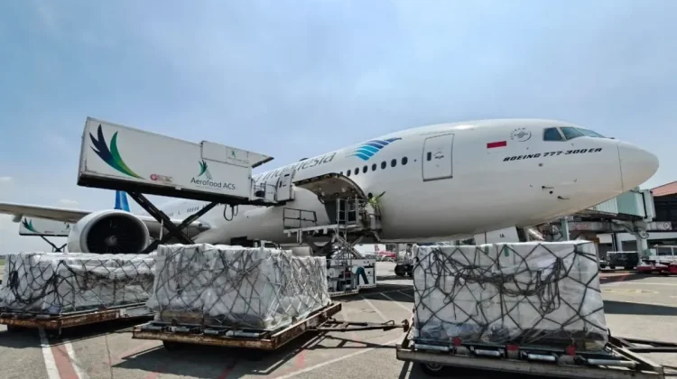 Garuda Indonesia Flies Indonesian Cuisine to Support Hajj Pilgrims