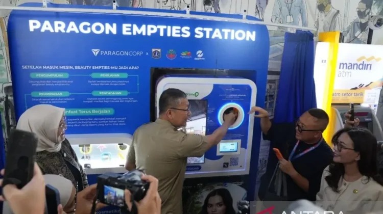 Smart Dropboxes Launched at Transjakarta Hubs for Recycling