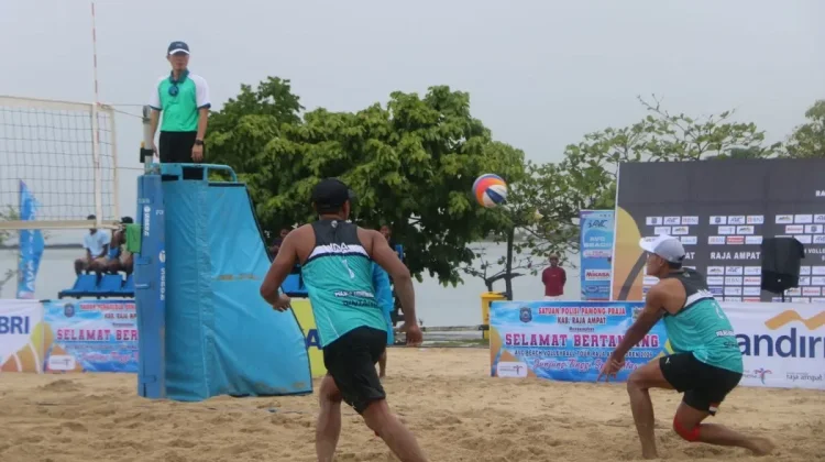Bintang and Sofyan Keep Indonesia’s Hopes Alive at Raja Ampat Beach Volleyball Tour