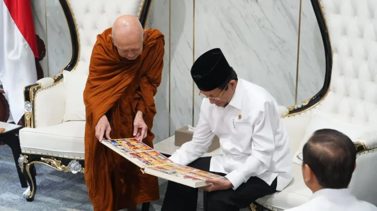 Religious Affairs Minister Meets Sangha Theravada, WALUBI on Vesak 2026 Plans