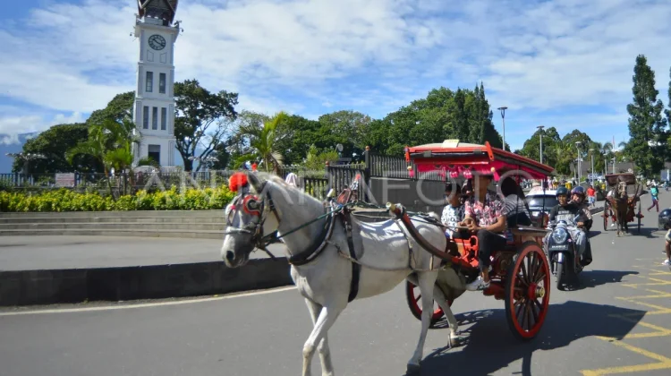 Bendi Rides: A Nostalgic Journey Through the Heart of Bukittinggi