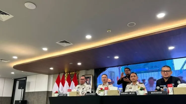 Immigration Authorities Crack Down on Foreign Nationals in Nationwide Operation