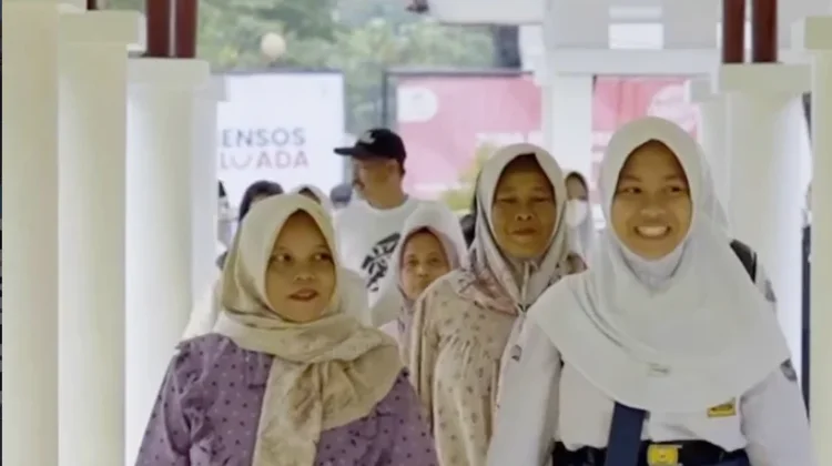 Indonesia’s People’s School Targets Families in Lowest Socioeconomic Bracket