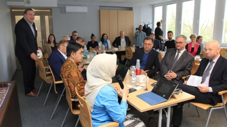 Indonesia Eyes Poland as Gateway to Expand Trade and Investment in Europe