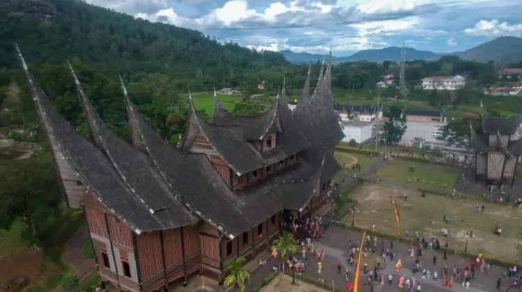 Ministry Highlights Tanah Datar’s Strategic Position as Cultural Tourism Hub