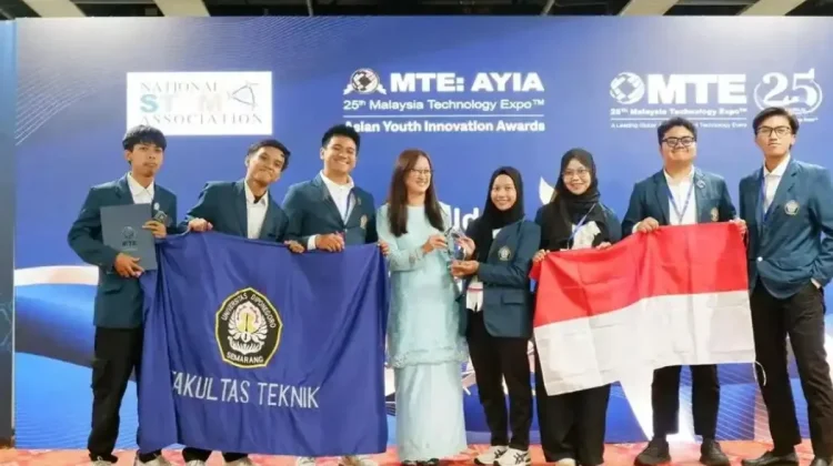 Indonesian Students Win Gold with “Cyborg Cockroach” Innovation in Malaysia