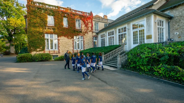Indonesia’s U‑17 Women Train at France’s Elite Clairefontaine