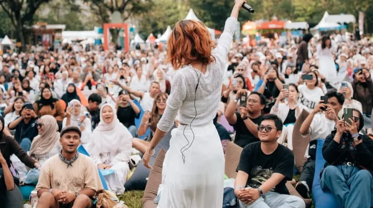 Sunset di Kebun Series Promotes Conservation via Music for Gen Z