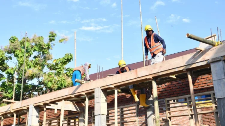 Indonesia Targets Revitalization of 71,744 Schools by 2026