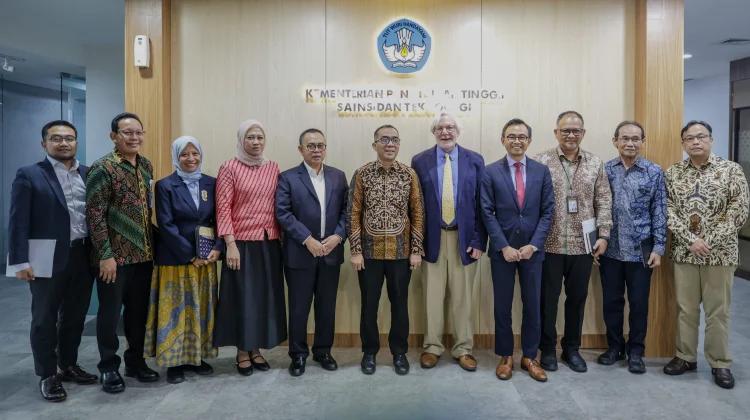 Indonesia, Harvard Medical School Partner on Health and Education