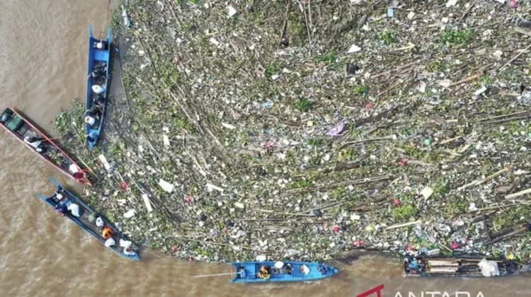 East Kalimantan Tightens Waste Permits to Protect River Ecosystems