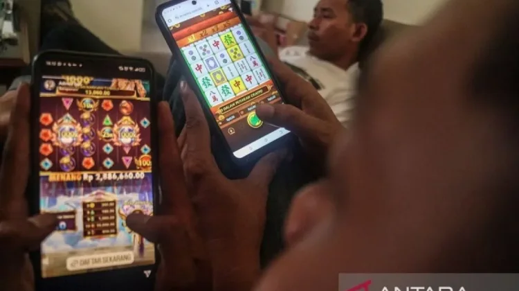 A Total of 321 Foreigners Linked to Online Gambling Transferred to Immigration