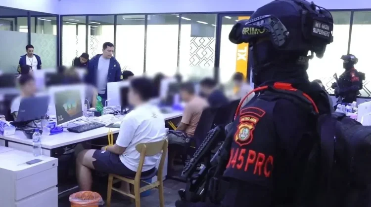 Police Arrest 321 Foreigners, House Urges Continuous Online Gambling Crackdown