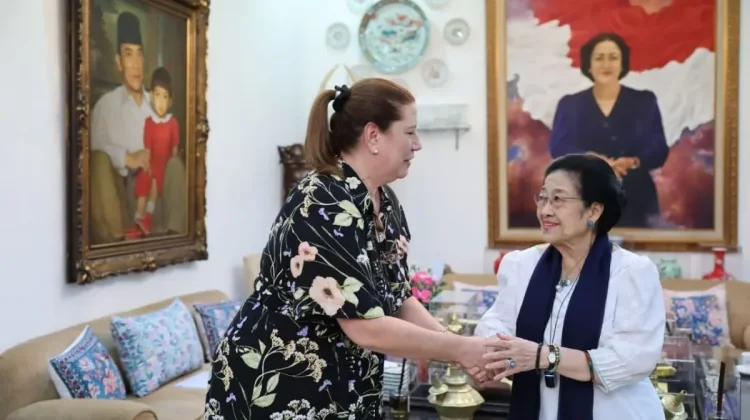 Megawati Meets Cuban Ambassador to Strengthen Health Cooperation