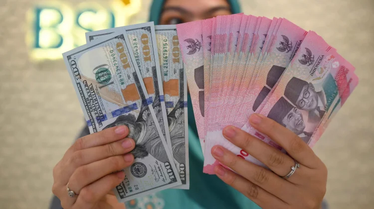 Rupiah Under Pressure, BI Confident in Stability