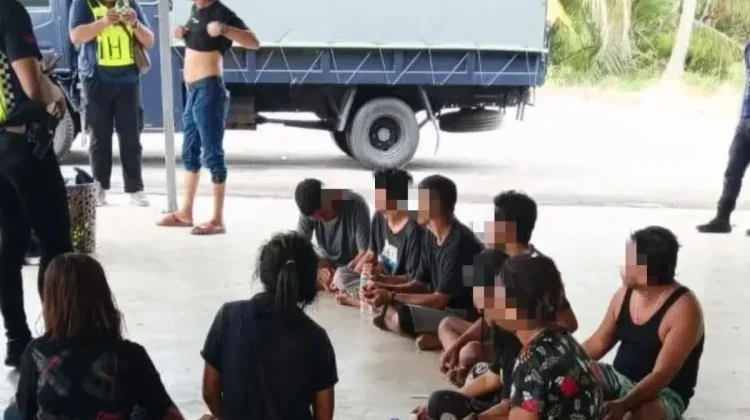 Illegal Migrant Boat Sinks Again in Malaysia, 16 Rescued and 3 Missing