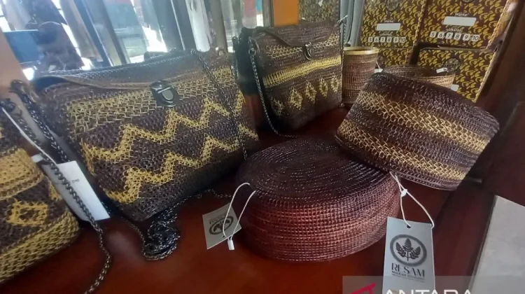 West Bangka Names 'Kopiah Resam' as Official Heritage Craft to Revive Makers