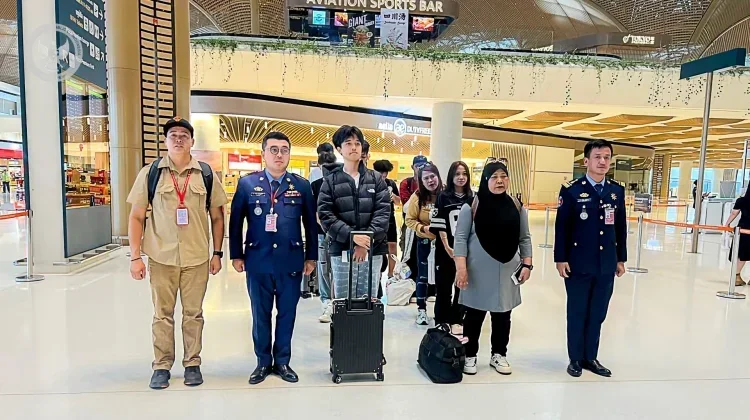 Hundreds of Indonesians Detained in Cambodia Over Online Scam Links