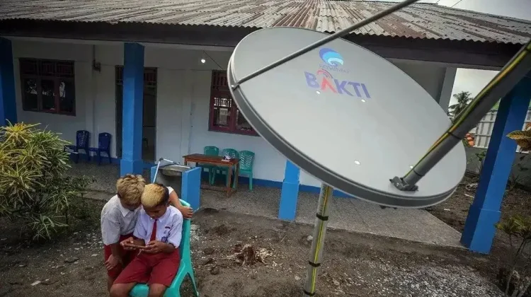 Govt Combines Fiber, BTS, and LEO to Close Internet Blank Spots