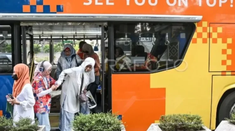 Age-Friendly Infrastructure is Key to Improving Healthy Life Expectancy