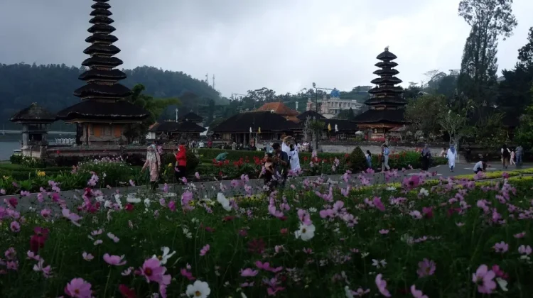 Bali Contributes Over Half of Indonesia’s Tourism Income
