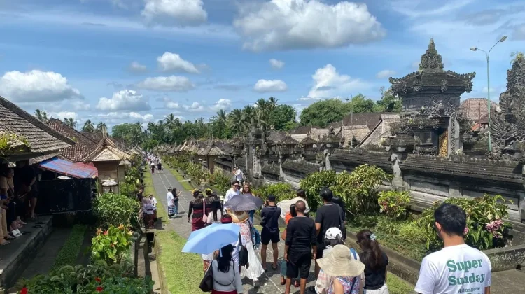 Indonesia Pushes Tourism Investment Beyond Bali