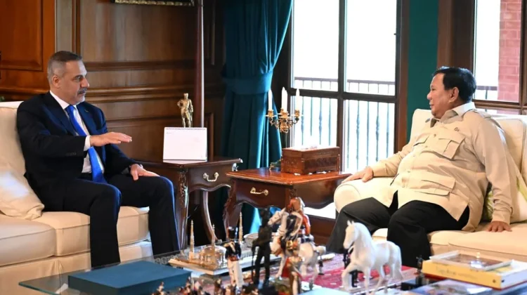 President Prabowo Hosts Turkish Foreign Minister for Global Discussions