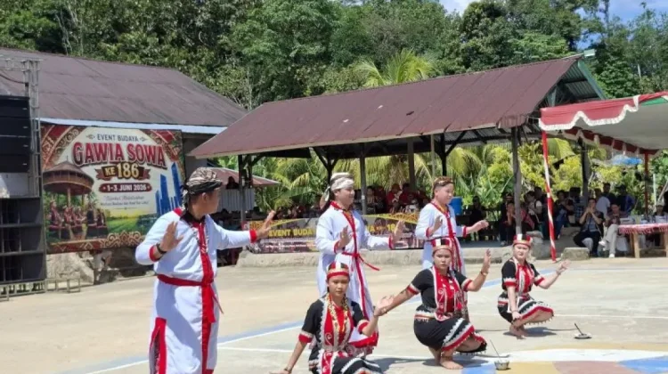 Gawia Sowa Festival Reunites Dayak Bidayuh Families Across Borders