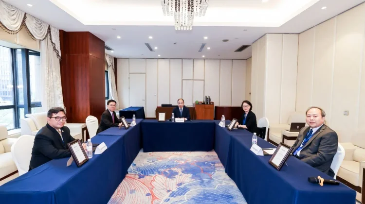 UI Strengthens Global Ties Through Asian Public Affairs Network