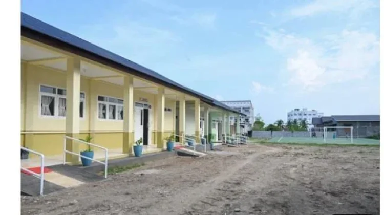 As Many as 4,922 Disaster‑Hit Sumatra Schools Resume Classes