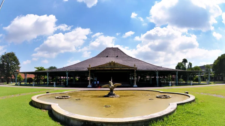 Smithsonian to Showcase Rare Majapahit Heirlooms from Mangkunegaran
