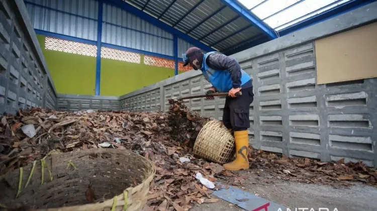 Bandung Pilots RDF Tech to Turn Waste Into Fuel