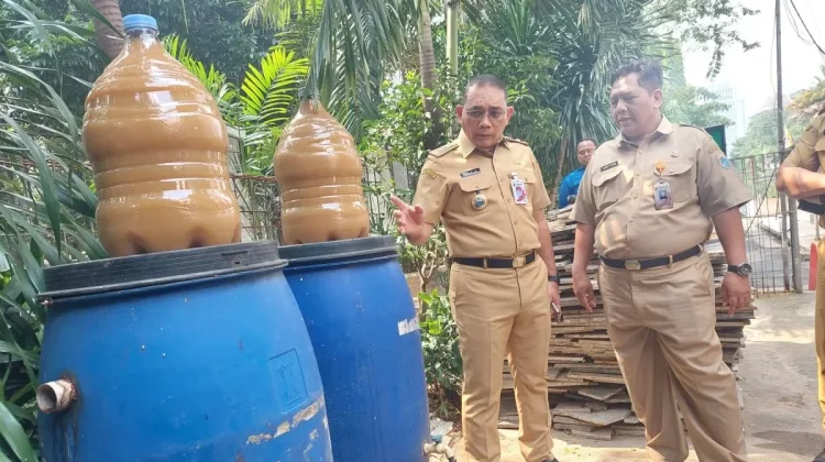 Central Jakarta Aims for Zero Waste Through Household Sorting