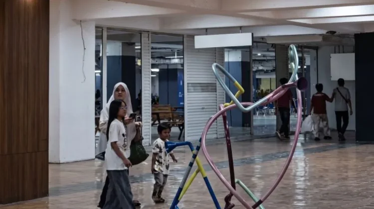 City Turns Ex-Hi Tech Mall into Youth Creative Hub