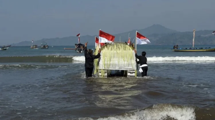 Larung Sembonyo Ritual Promotes Cultural Heritage in Tulungagung