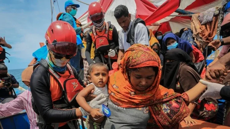 Indonesia Ready to Host Dialogue for Myanmar Peace Process