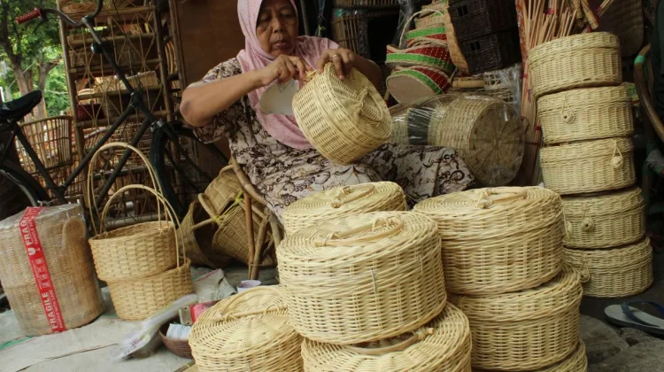 Banking Liquidity Remains Stable, OJK Highlights SME Credit Growth