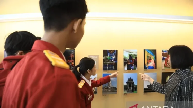 Bright Clouds Photo Contest Highlights Youth Cultural Perspectives